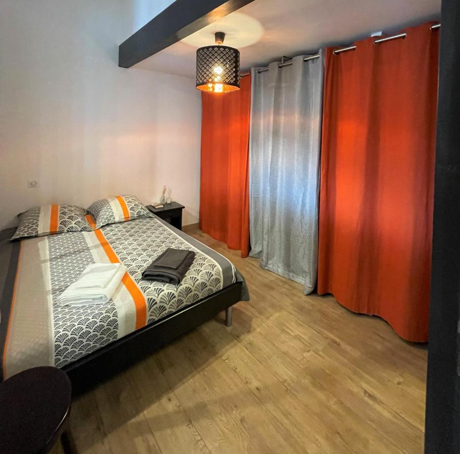 T2 De 40 M2 - Facile D'acces, Lumineux Et Au Calme * Saint-Genet-Lerpt